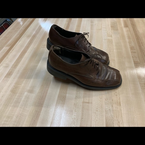 Access - Picture 2 of 3